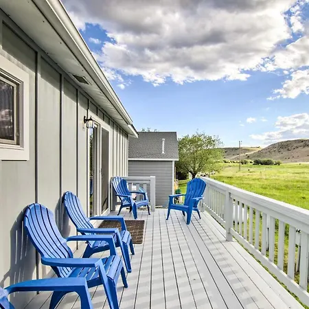 Montanas Emigrant Peaks Getaway Apt With Amenities